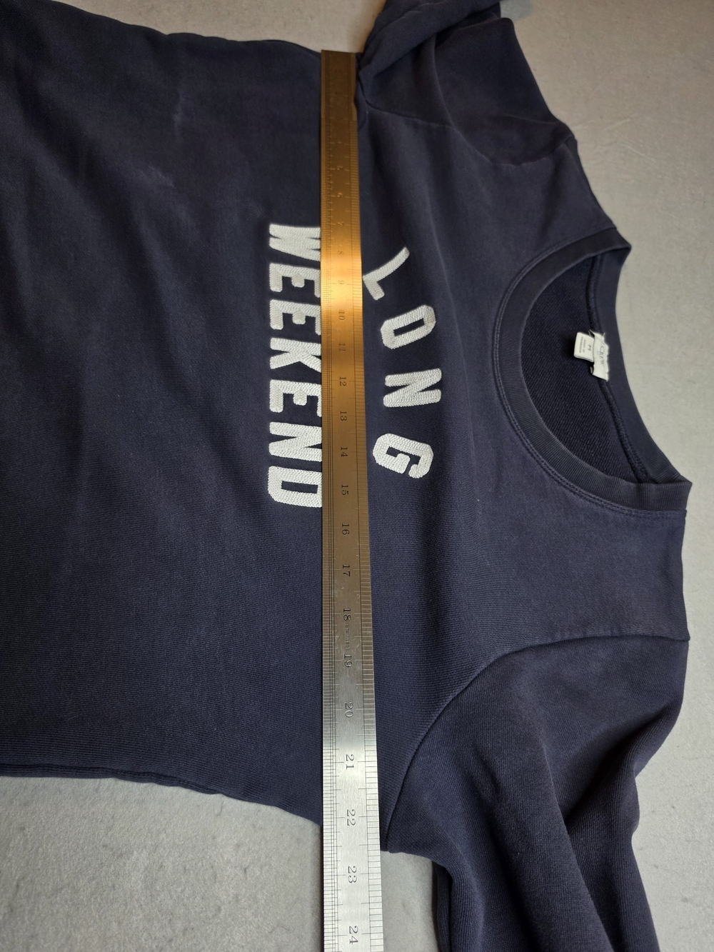 Womens J Crew 'LONG WEEKEND' Navy Graphic Sweatshirt Size Medium - Picture 6 of 7